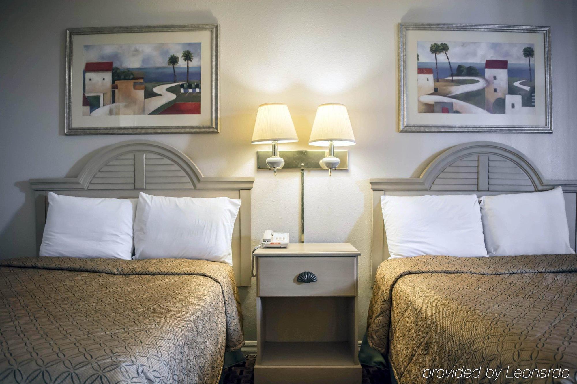 Rodeway Inn Нью-Порт-Ричи Экстерьер фото
